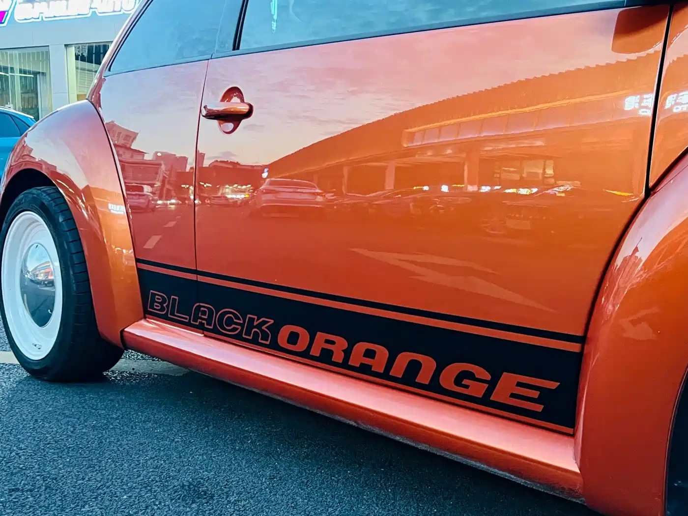 Volkswagen Beetle 2010 2010 1.8T BlackOrange Luxury Edition