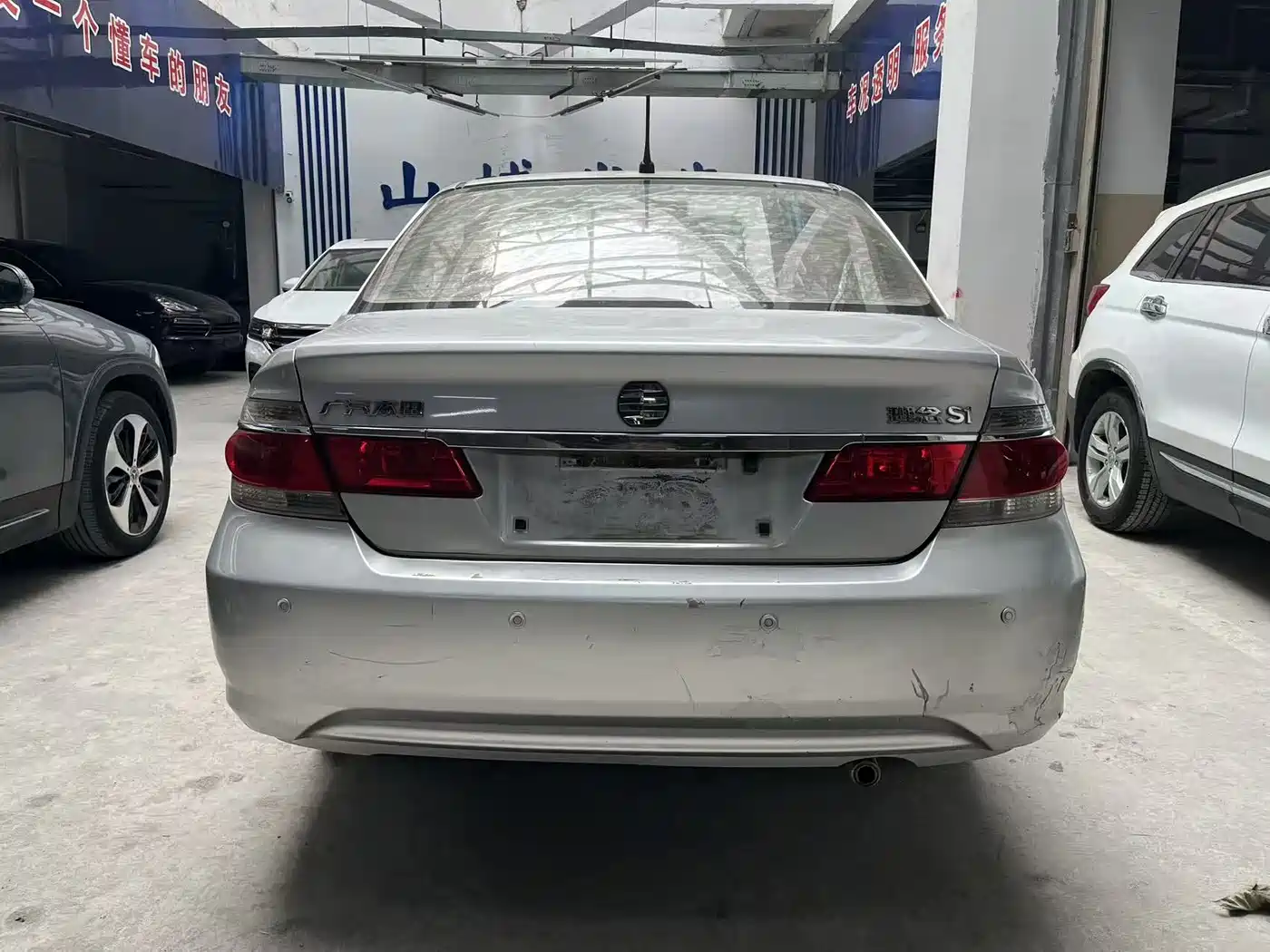 Everus S1 2011 2011 1.3L Manual Comfort