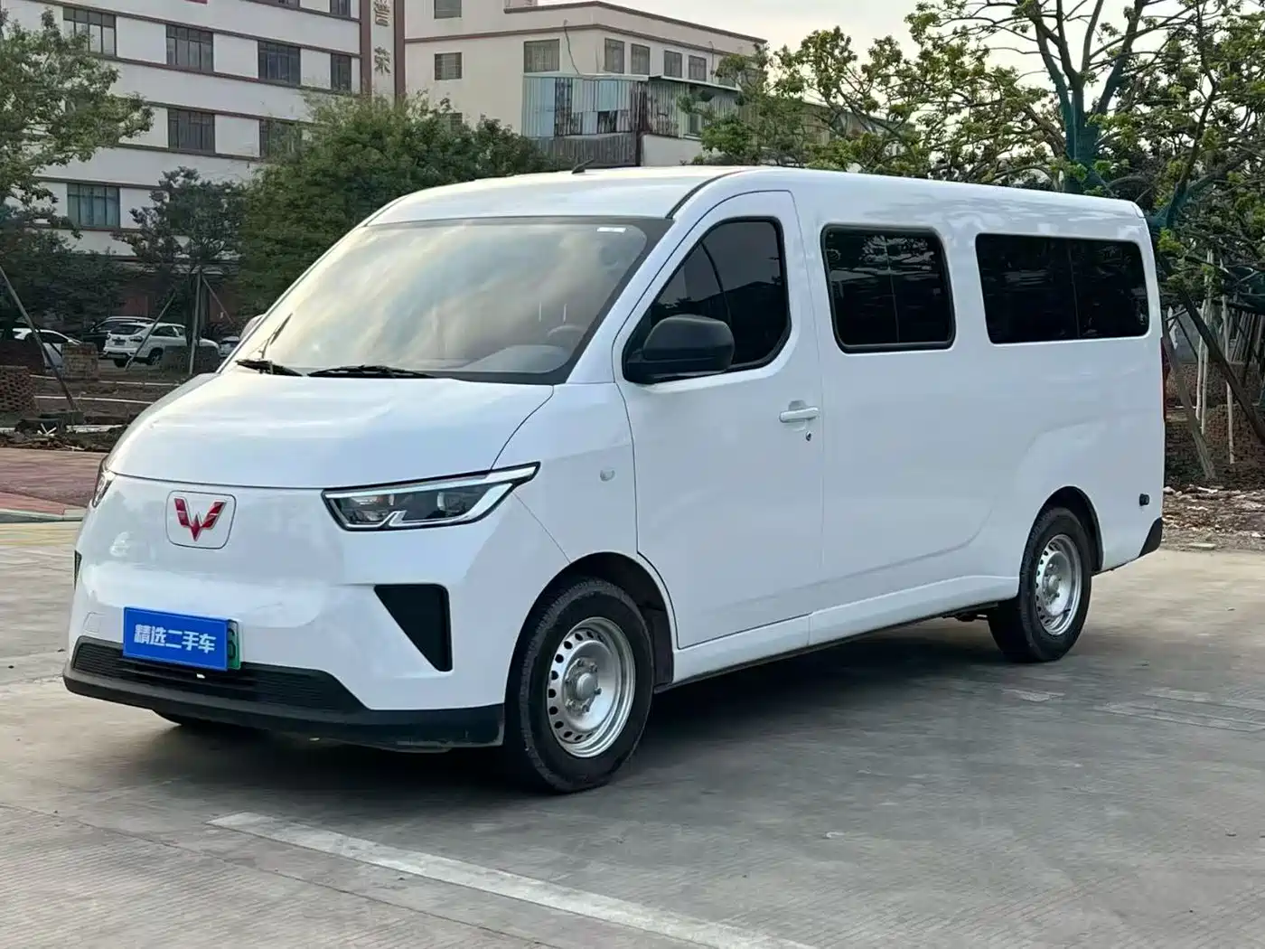 Wuling Motors Wuling Yangguang 2026 2025 400km Bus Comfort Edition