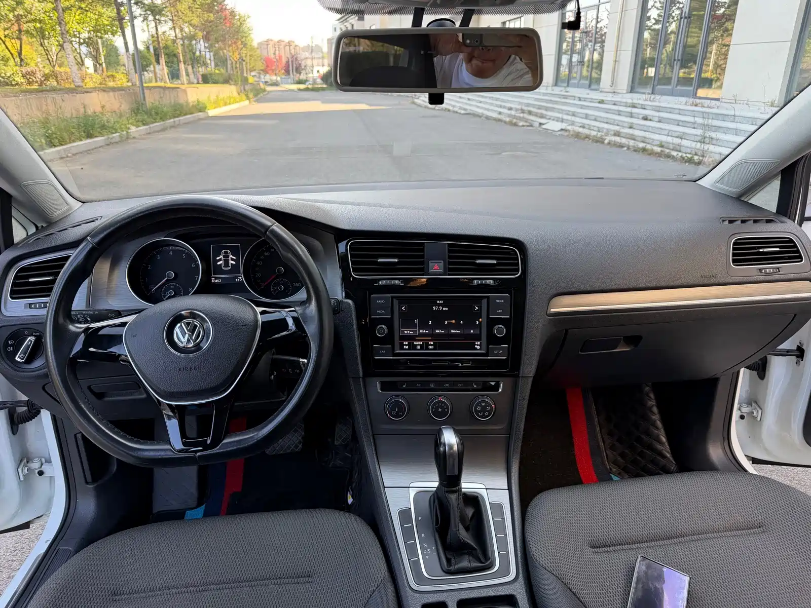 Фото 9 - Volkswagen Golf