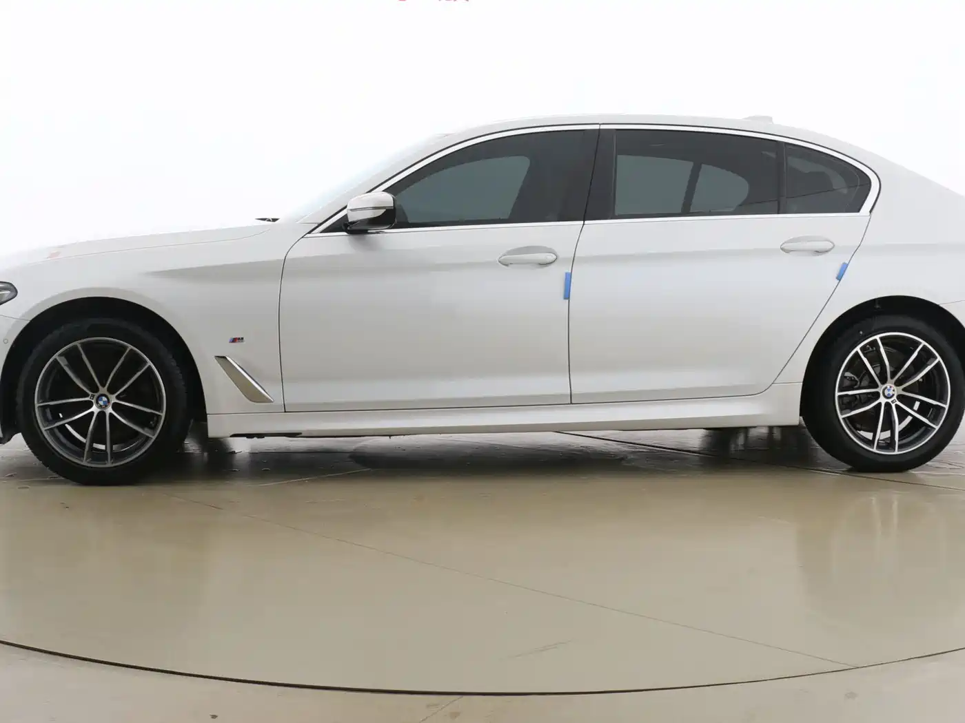 BMW 5 Series 2022 525Li M Sport Package фото 19