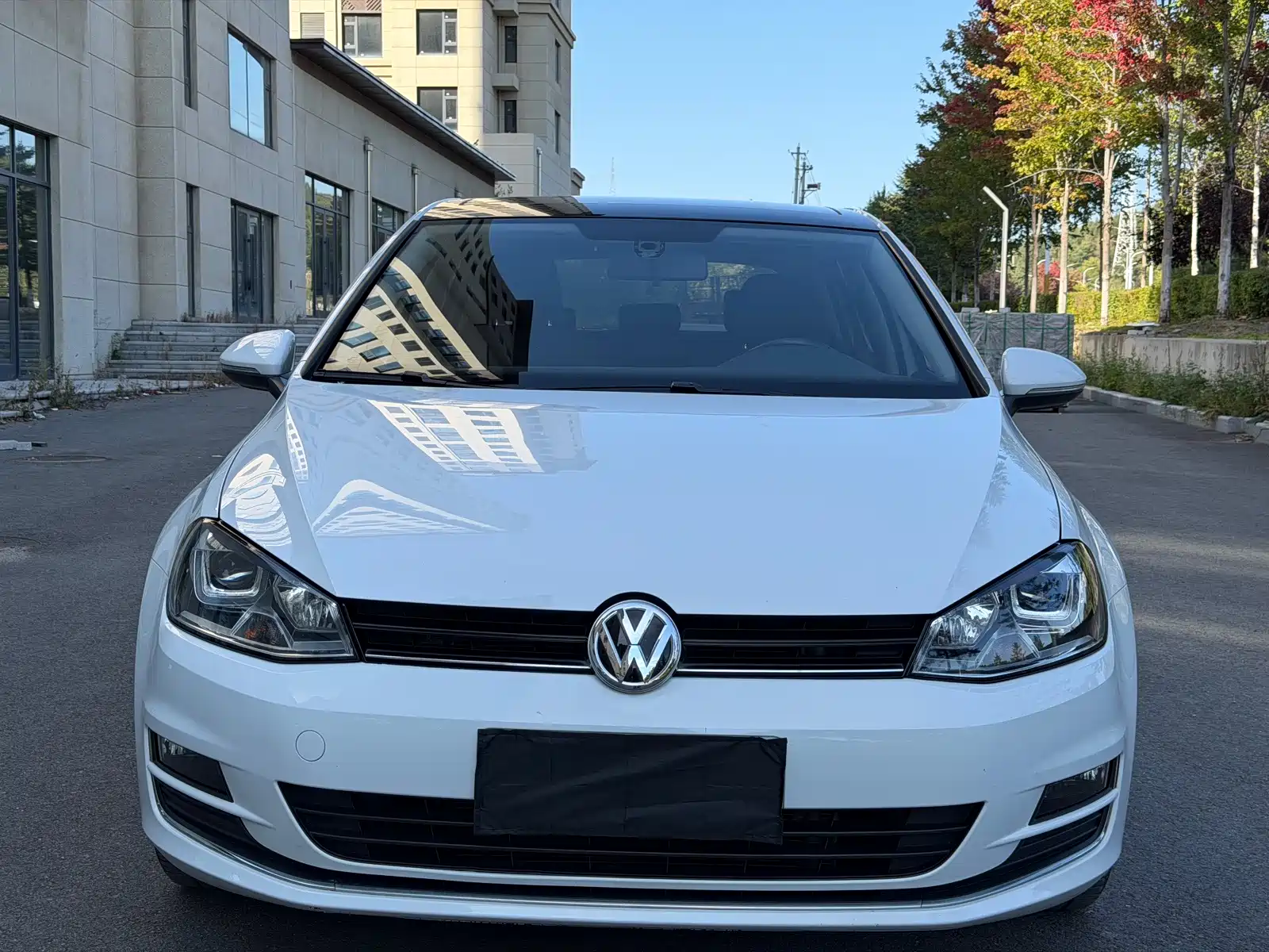 Фото 1 - Volkswagen Golf