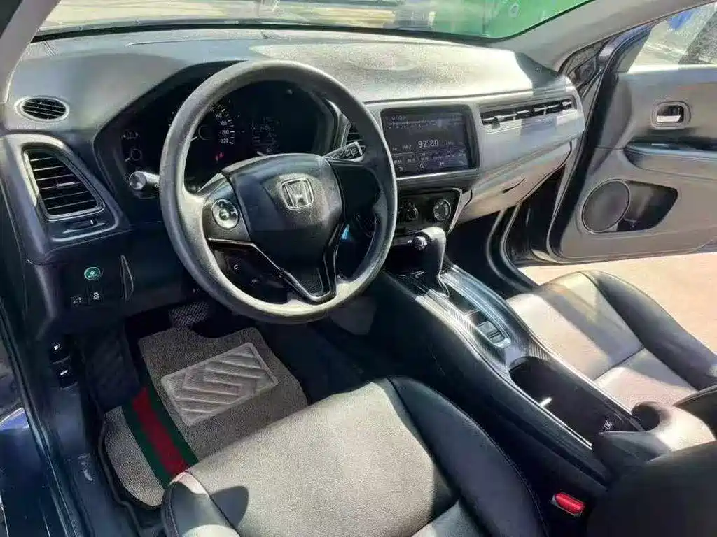 Honda Vezel 2015 2015 1.5L CVT 2WD Comfort