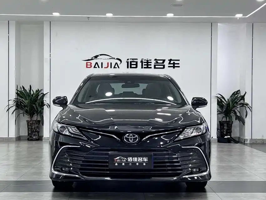 Toyota Camry 2021 2.0G Luxury Edition фото 2