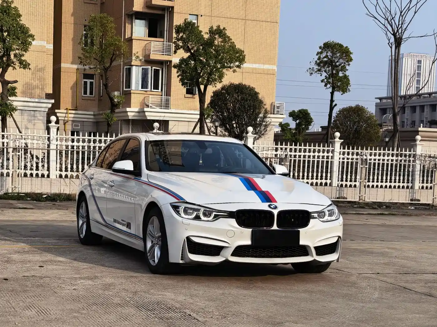 BMW 3 Series 2016 320Li Progressive фото 3