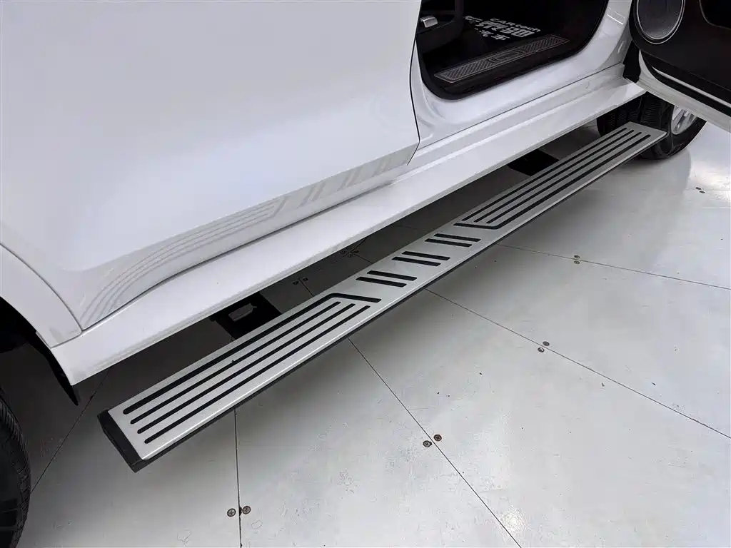 Tank 500 EV 2026 Hi4-T Smart Edition фото 15