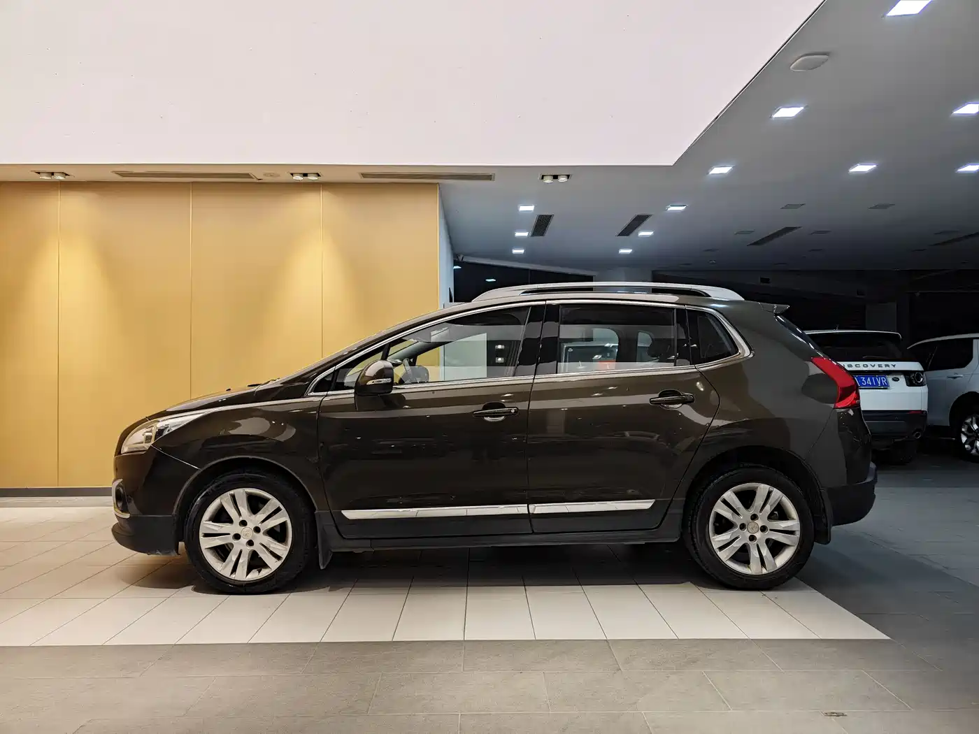 Peugeot 3008 2015 2.0L Automatic Trend Edition фото 7