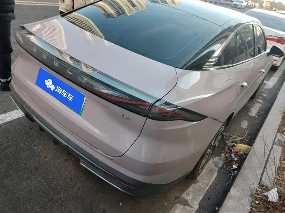 GEELY GALAXY GALAXY L6