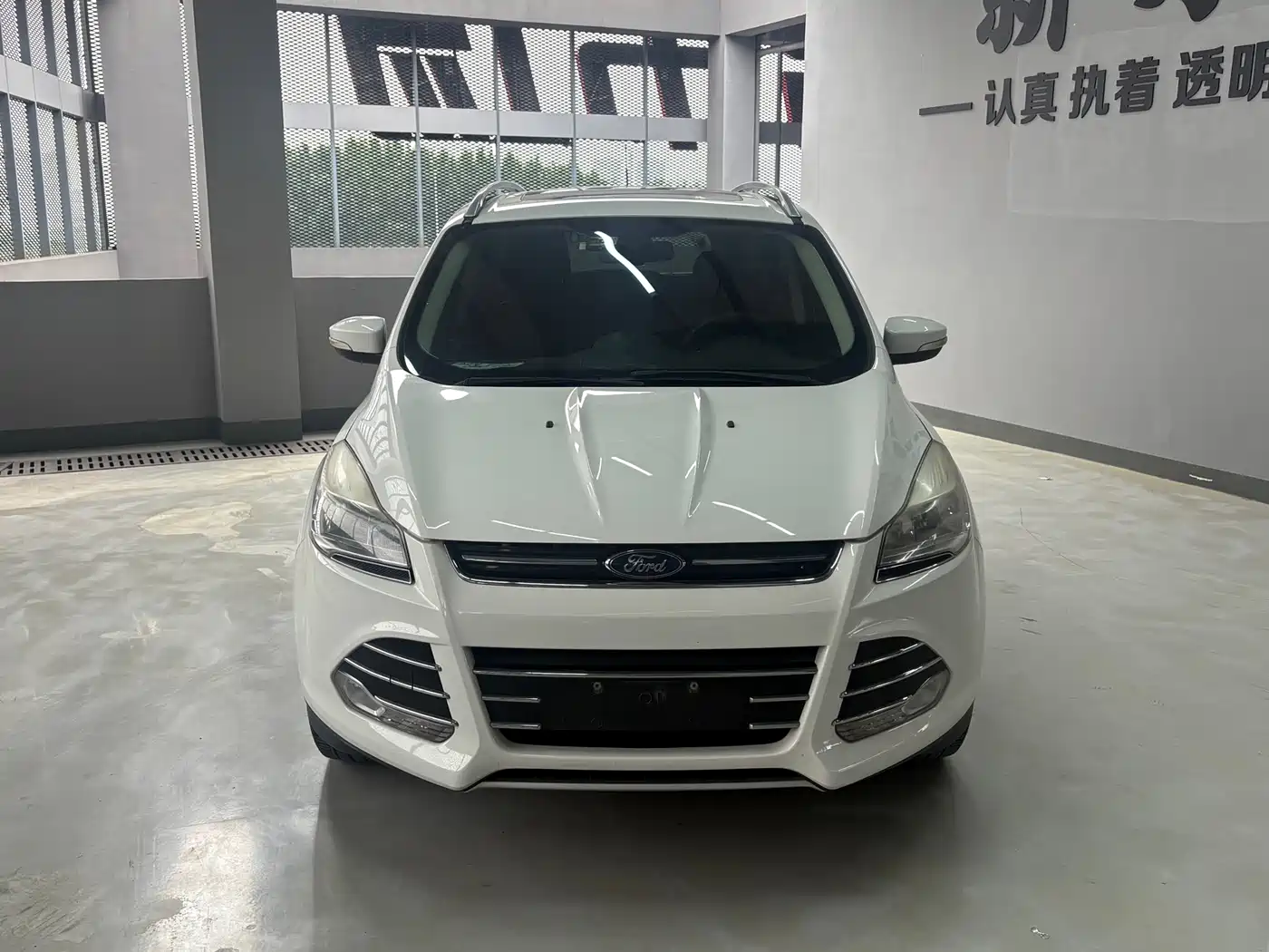 Фото 2 - Ford Kuga
