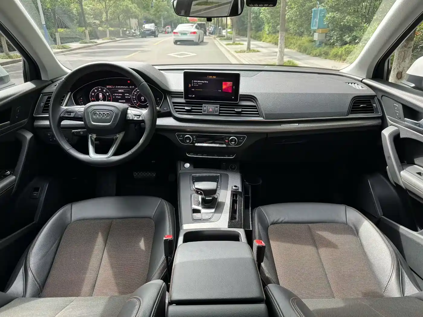 Audi Q5L 2020 45 TFSI Exclusive Fashion фото 7