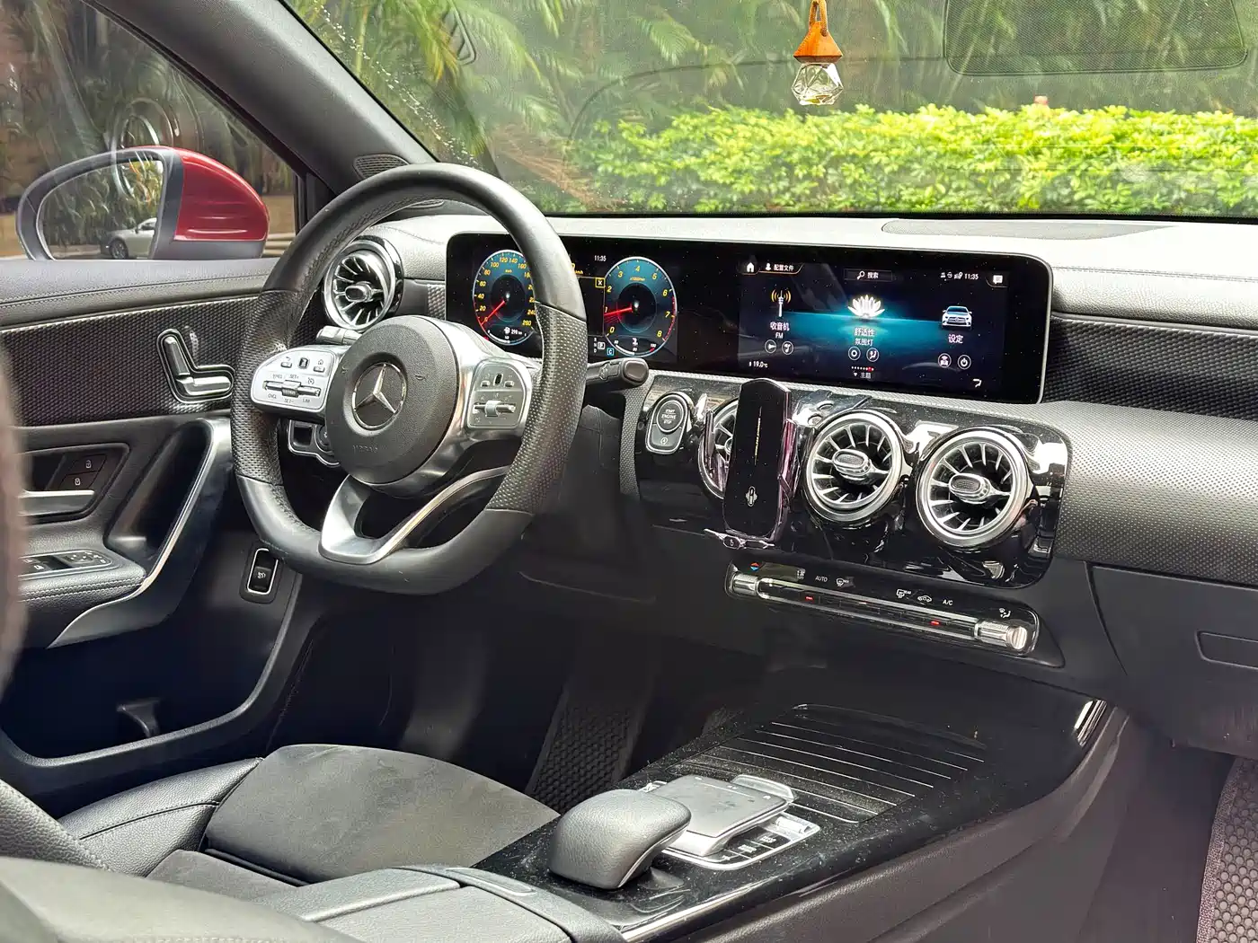 Mercedes-Benz A-Class 2019 A 200 L Sport Sedan фото 7