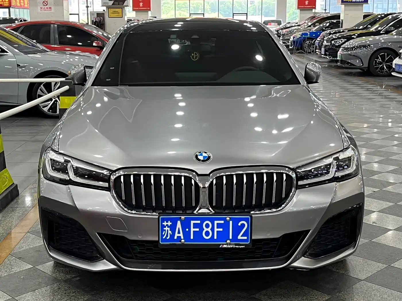 BMW 5 Series 2023 530Li Leading M Sport Package фото 2