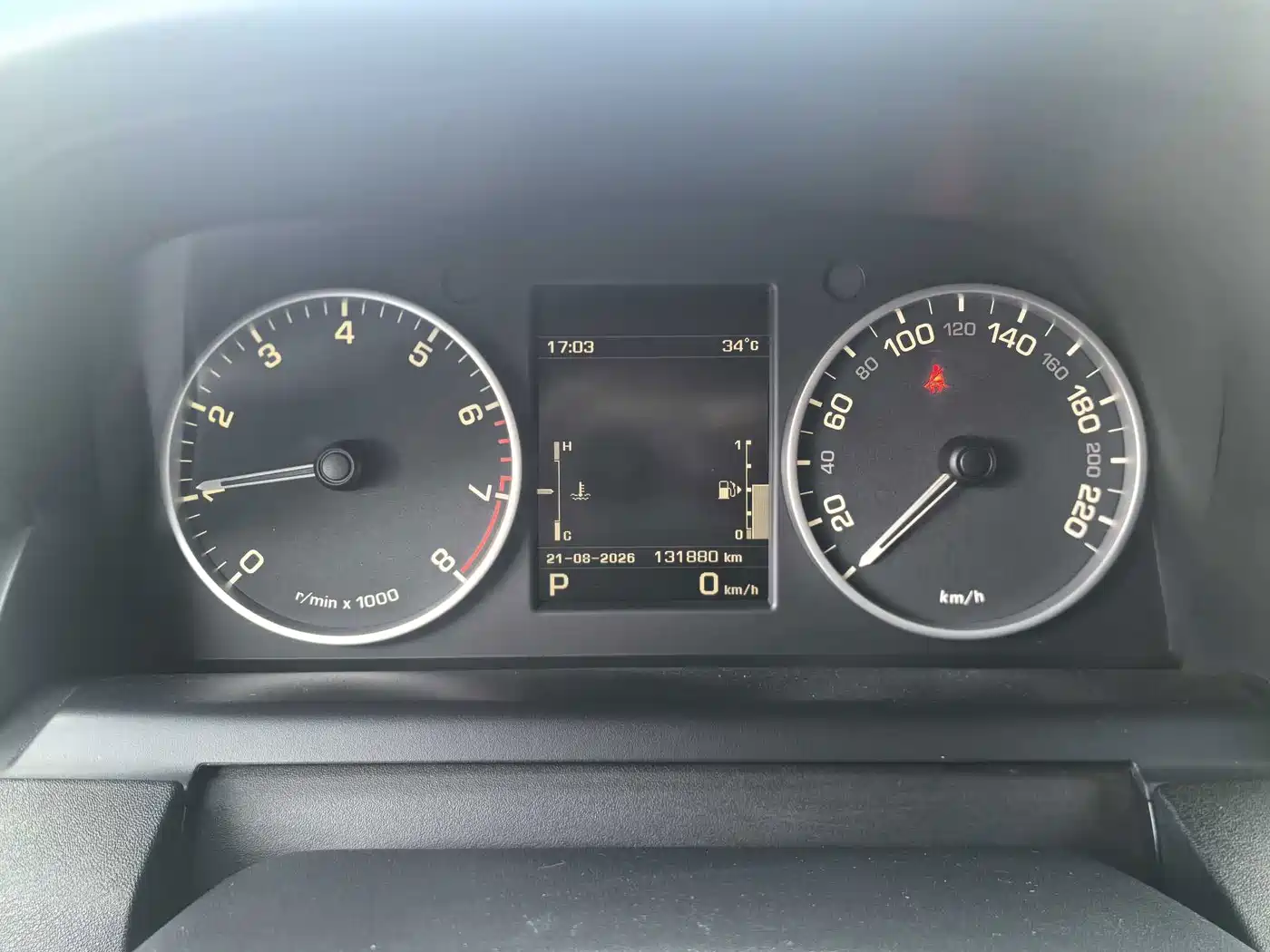 Photo 13 - Land Rover Discovery