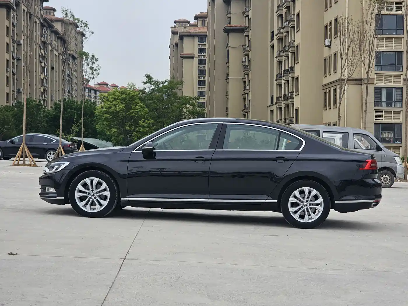 Volkswagen Magotan 2018 330TSI DSG Luxury фото 4