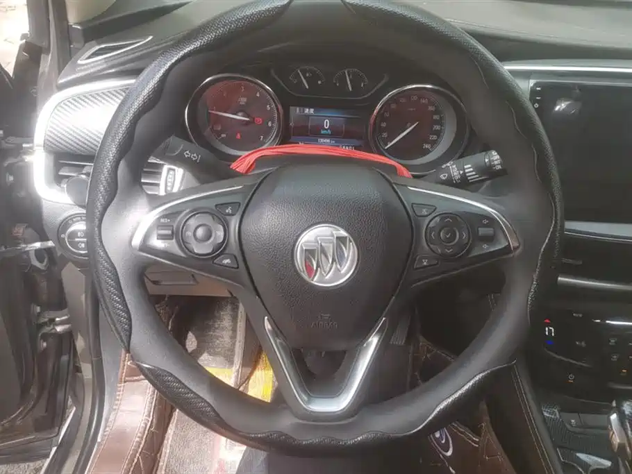Buick Envision Plus 2016 20T 2WD Leading фото 15