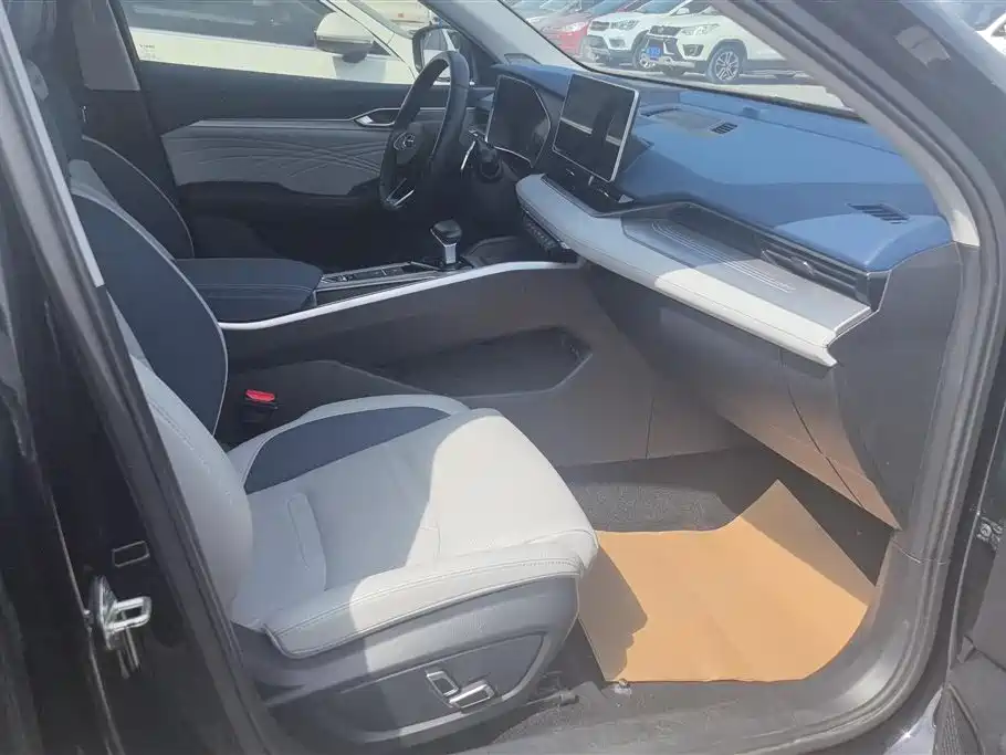 GEELY AUTOMOBILE XINGRUI