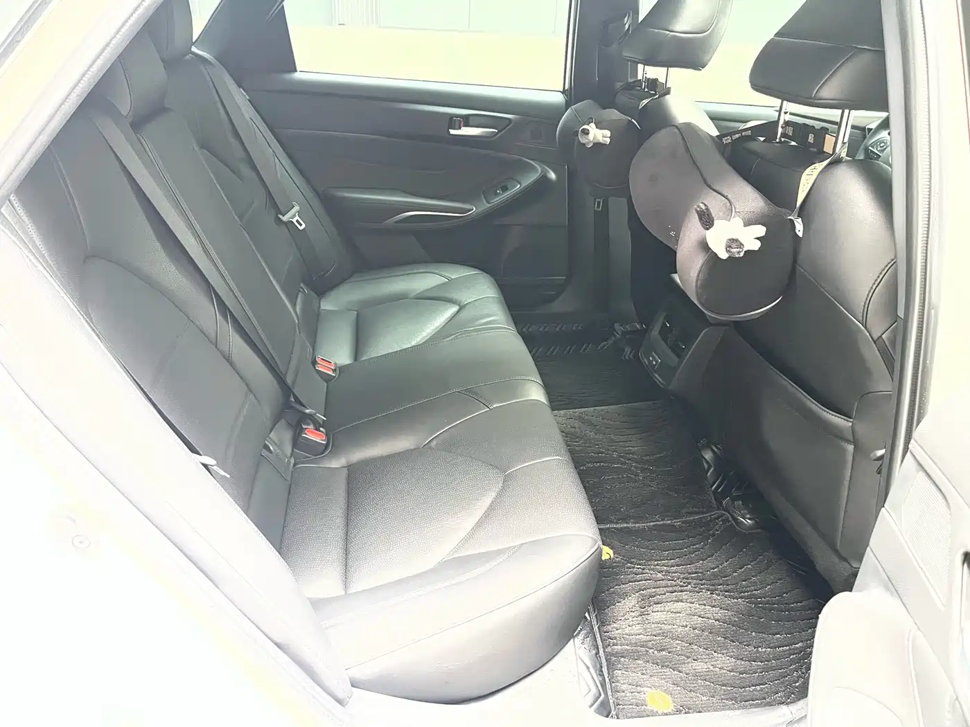 Toyota Avalon 2023 2.5L Luxury Edition фото 23