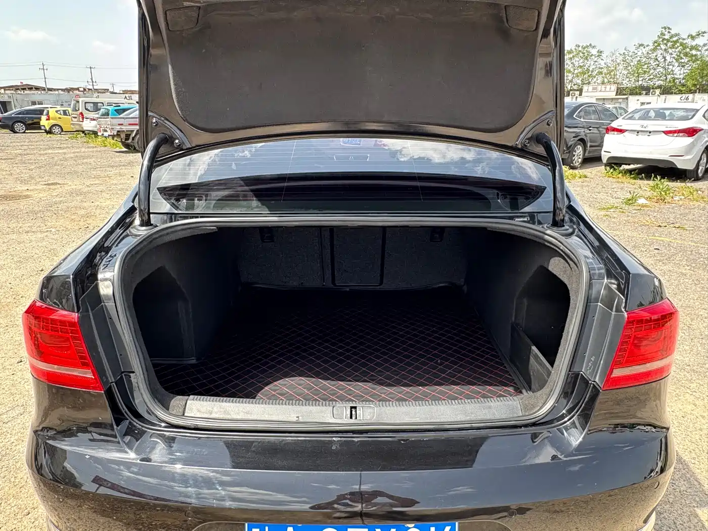 Volkswagen Magotan 2015 Facelift 1.8TSI Premium фото 36