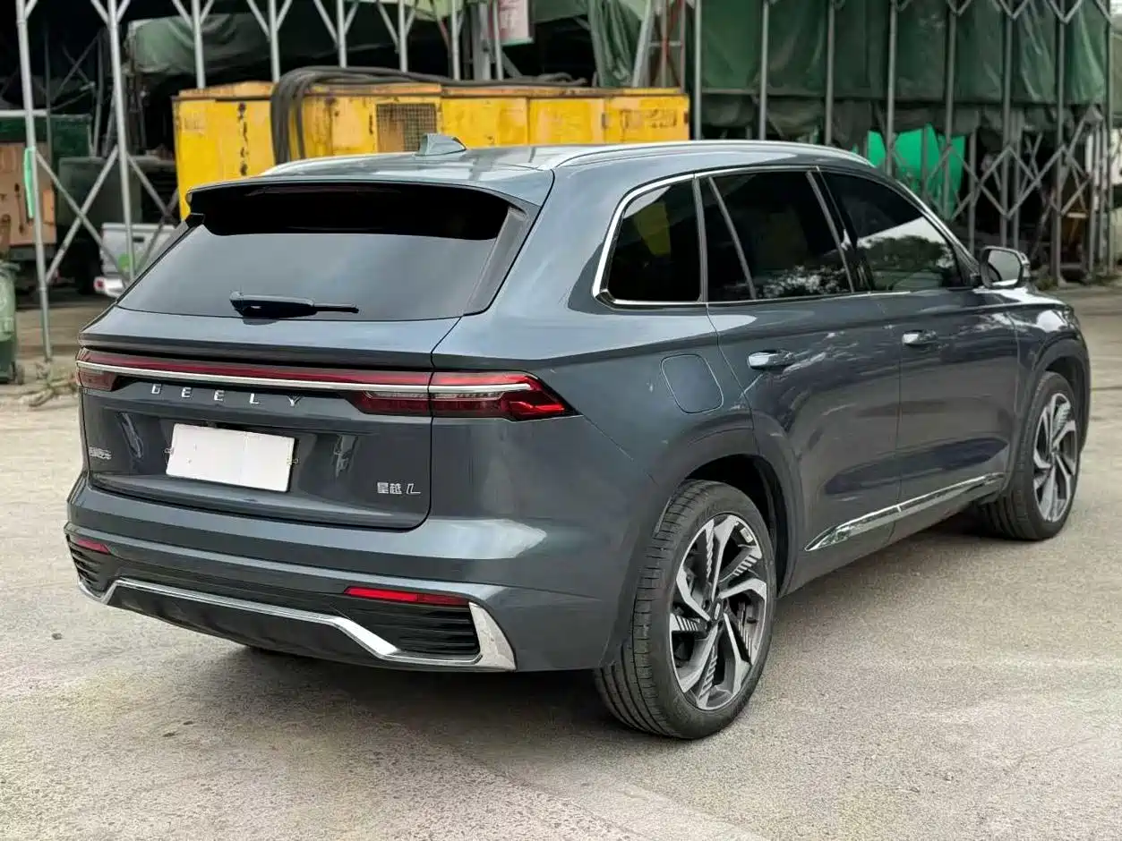 Photo 8 - Geely Xingyue L