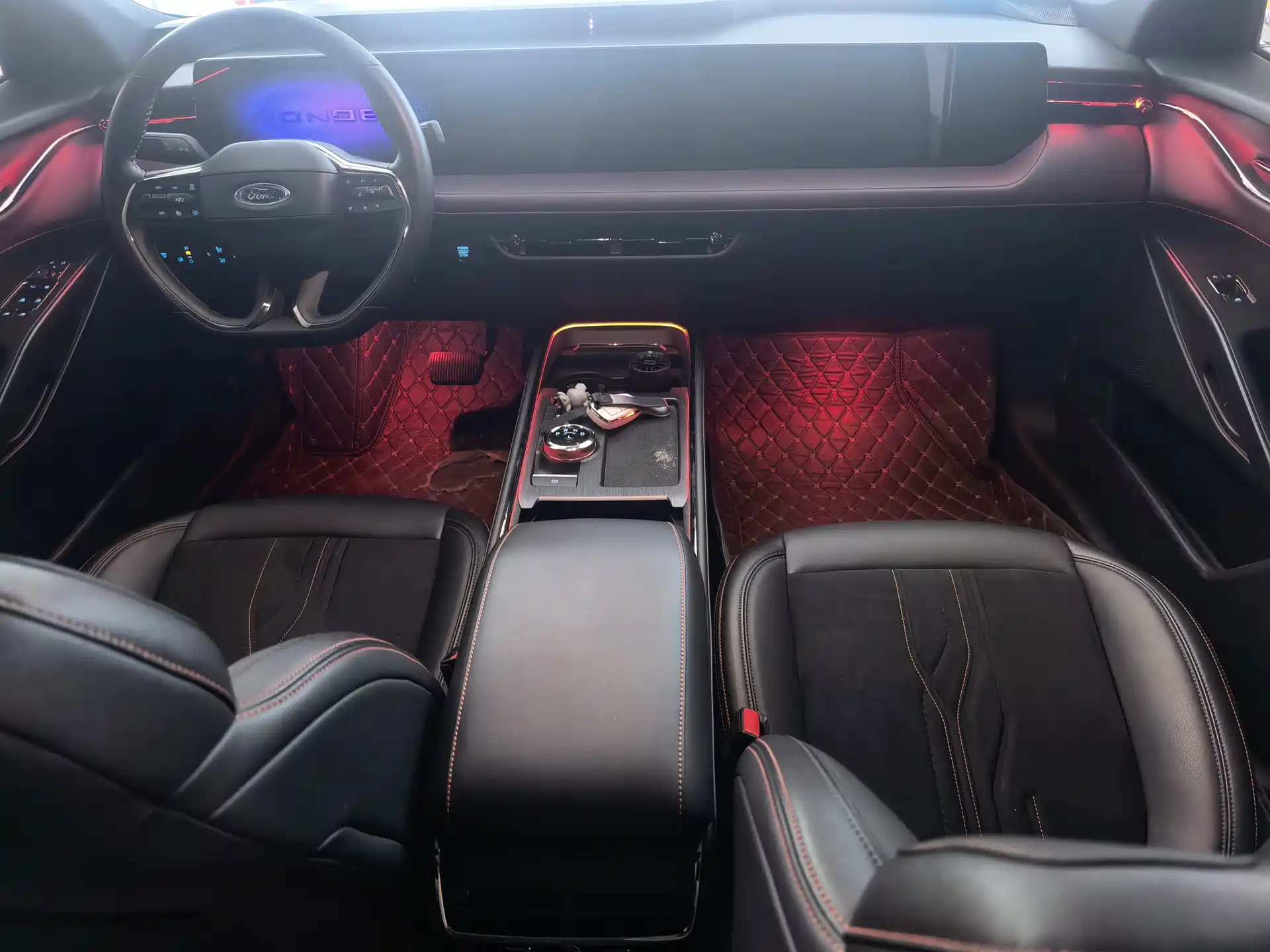 Фото 8 - Ford Mondeo