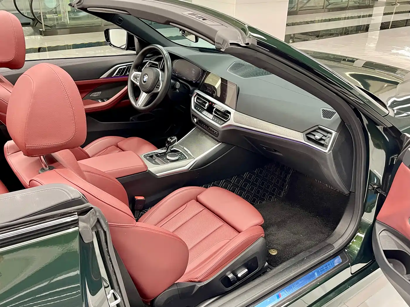 BMW 4 Series 2023 430i Convertible M Sport Shadowline Package фото 15