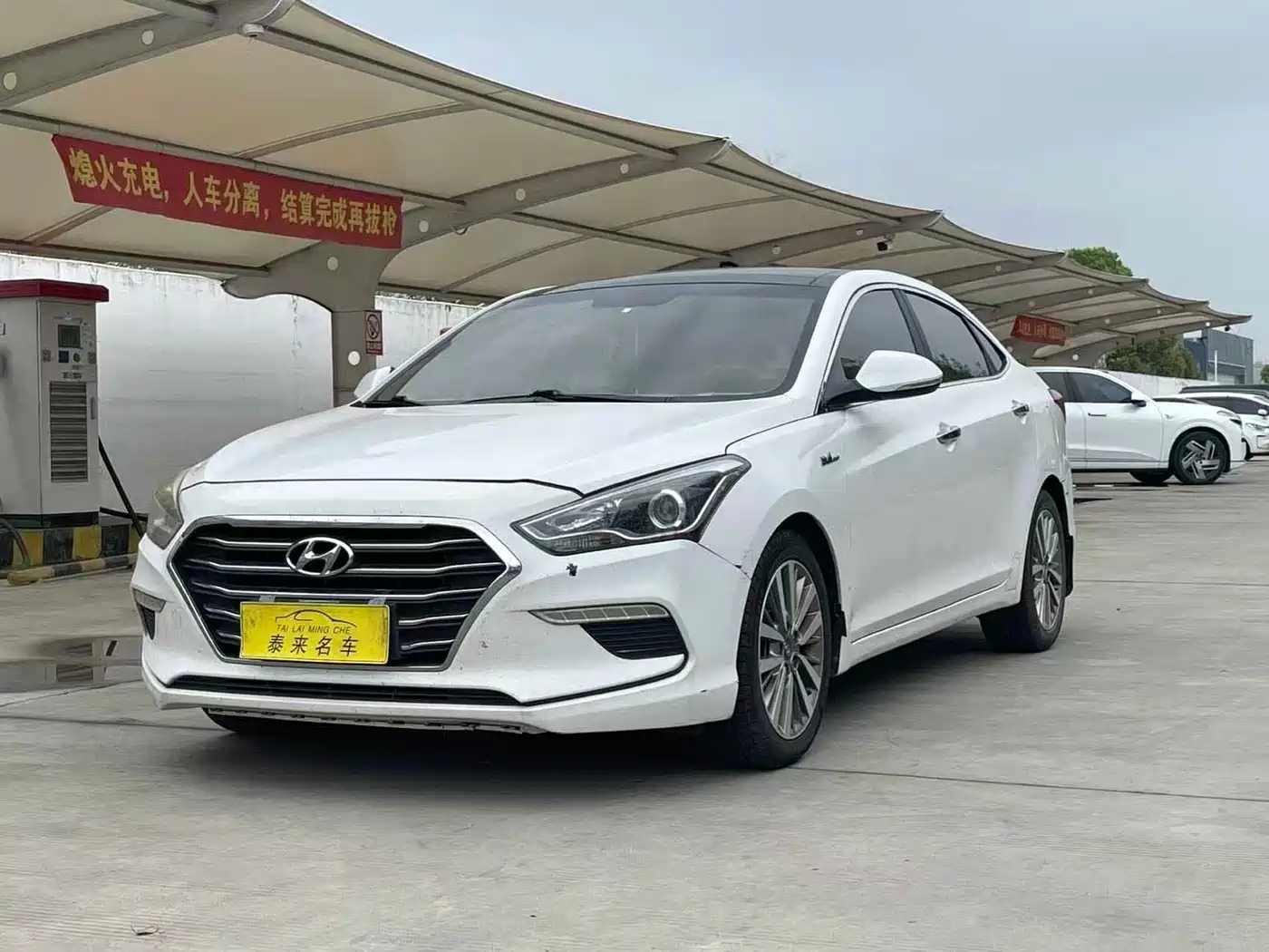 Hyundai Mistra 2017 1.6T Automatic Smart GLS (China V)