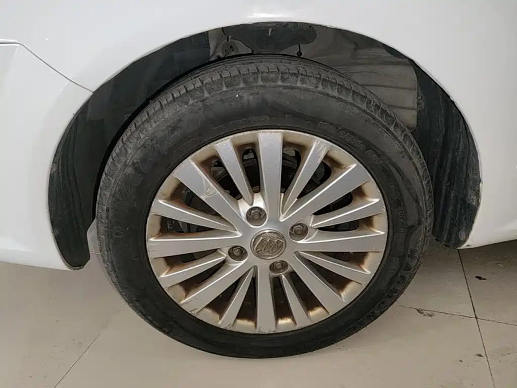 صورة 23 - Buick Excelle