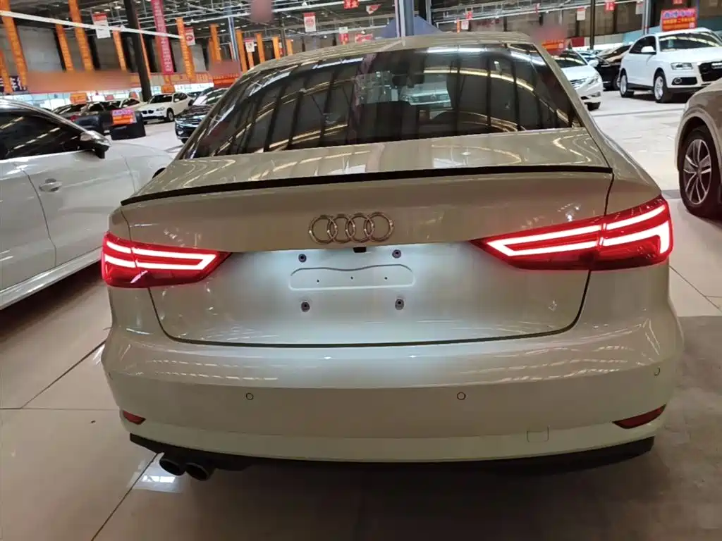 Audi A3 2017 Limousine 35 TFSI Progressive фото 6