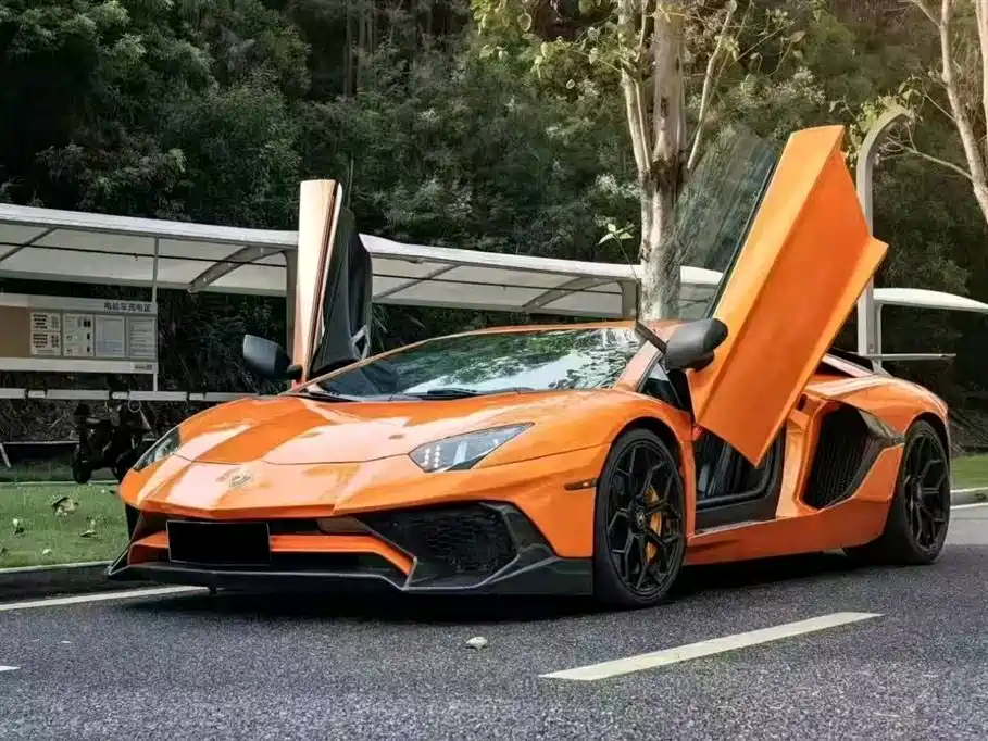 Lamborghini Aventador 2011 LP 700-4