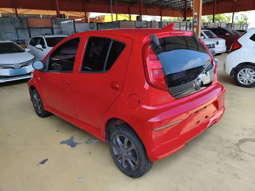 Фото 5 - BYD e1