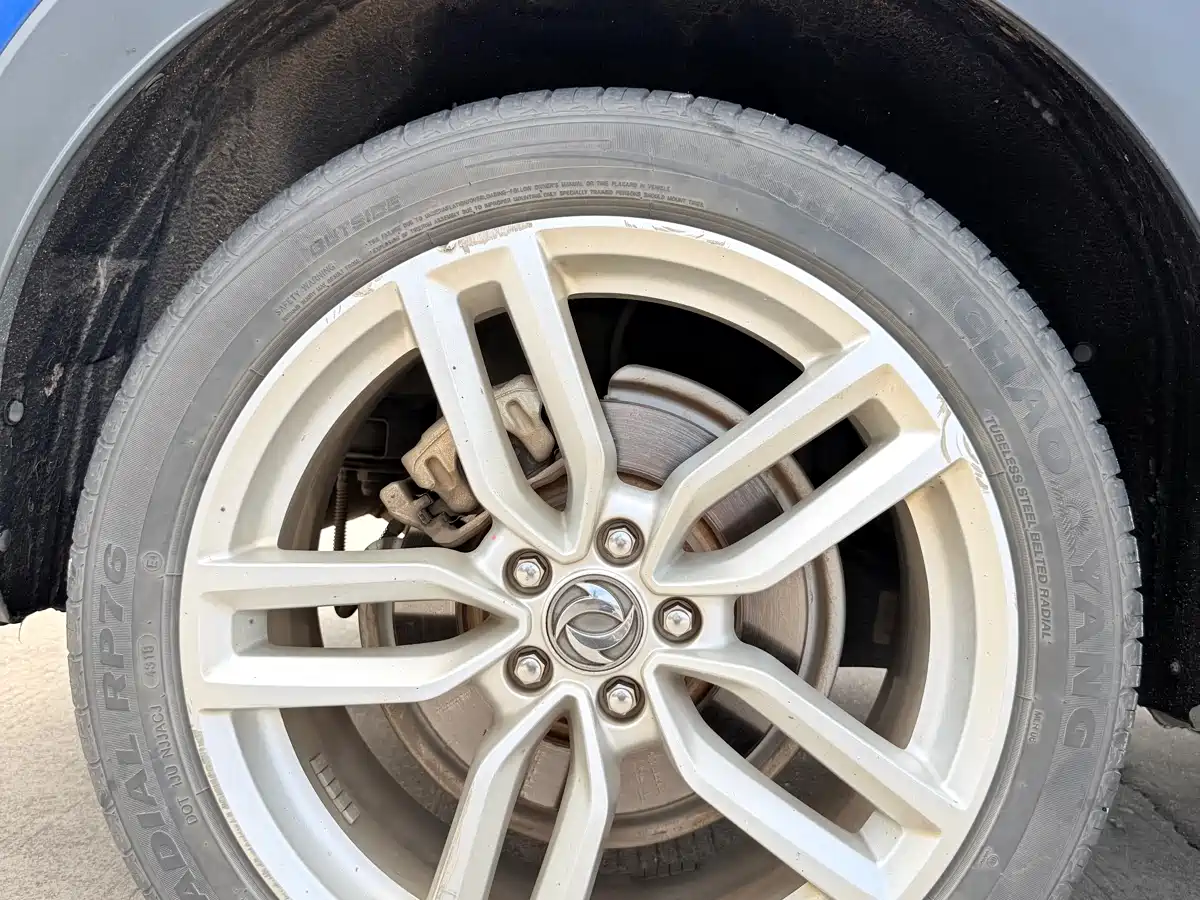 Dongfeng Fengguang Fengguang ix5 2020 2019 280TGDI CVT Smart Edition China V