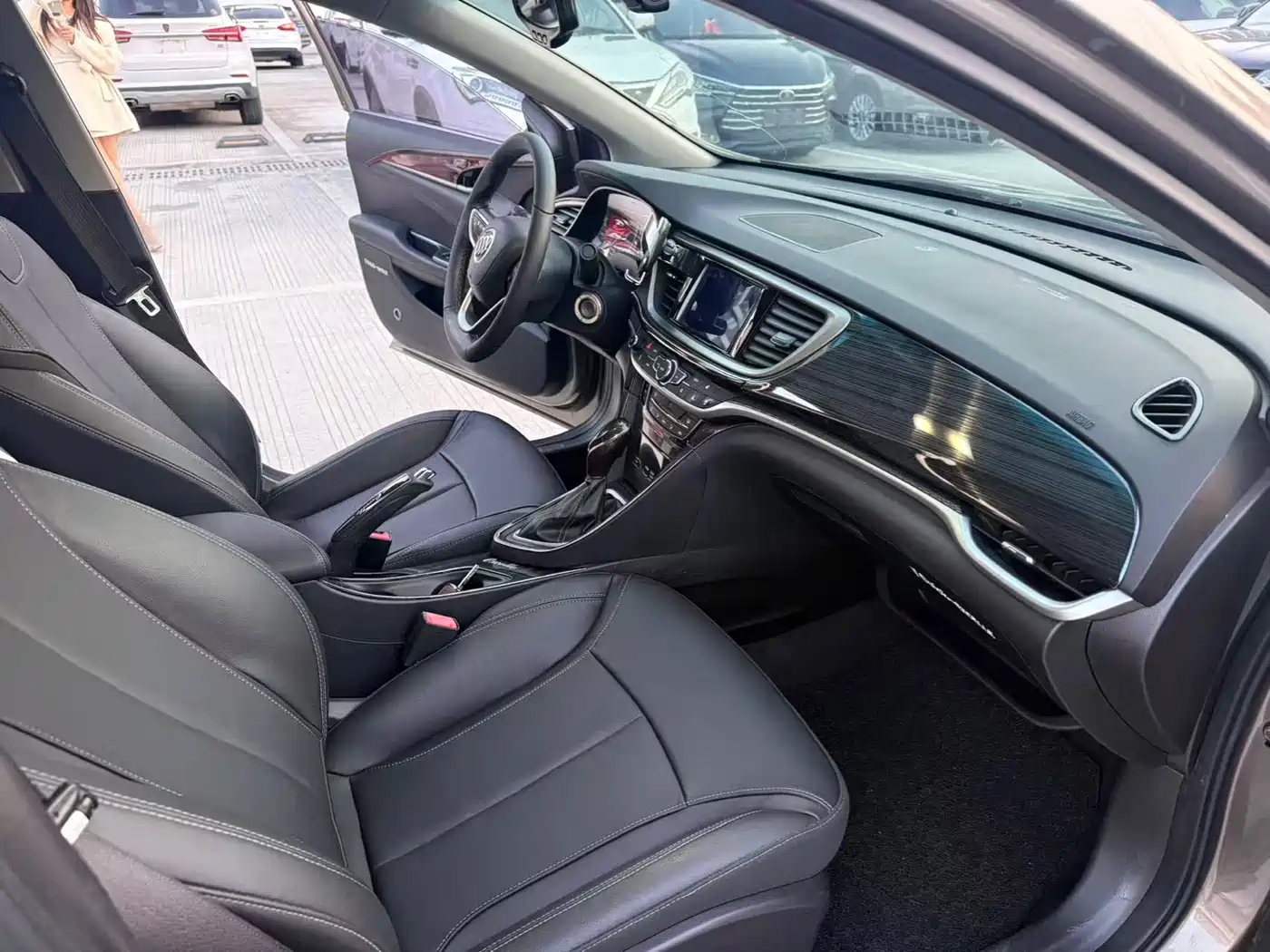 Buick Excelle 2019 18T Auto Connected Elite China VI фото 5