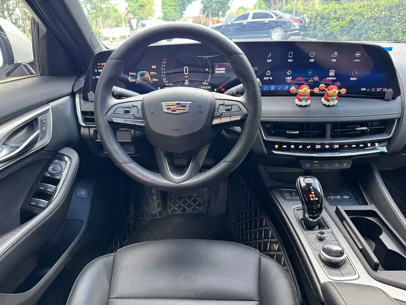 Cadillac CT5 2024 28T Luxury Model Pro фото 7