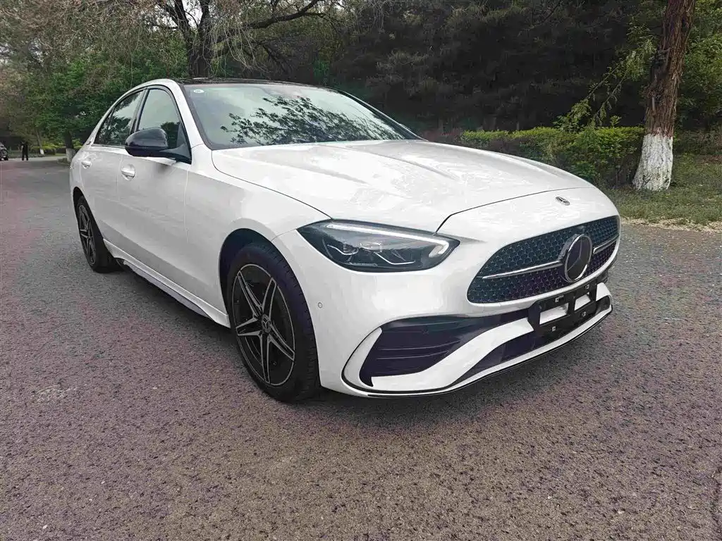 Mercedes-Benz C-Class 2025 Facelift C 260 L Night Sport Edition фото 3