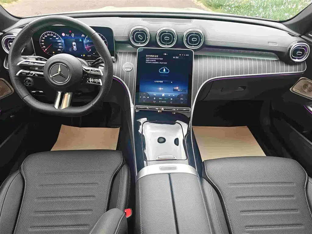 Mercedes-Benz C-Class 2025 Facelift C 260 L Night Sport Edition фото 10