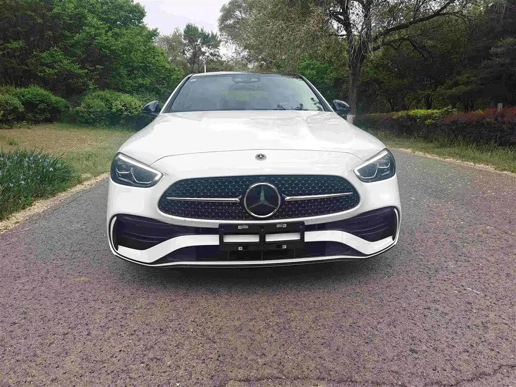 Mercedes-Benz C-Class 2025 Facelift C 260 L Night Sport Edition фото 2