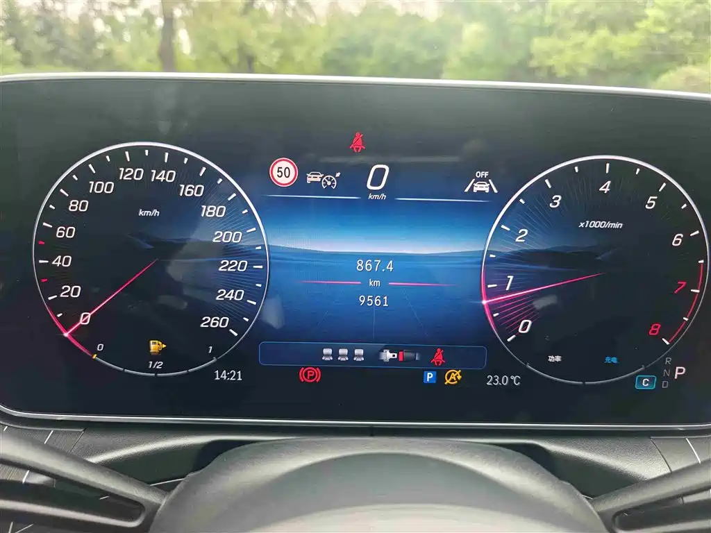 Mercedes-Benz C-Class 2025 Facelift C 260 L Night Sport Edition фото 20