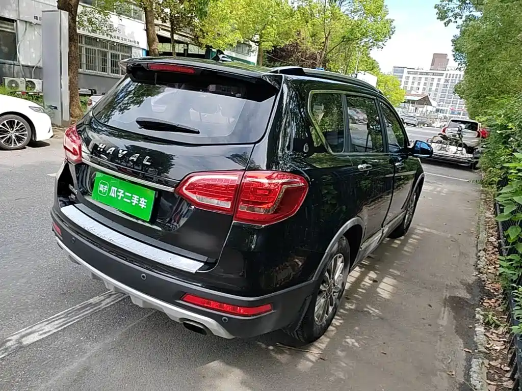 Photo 7 - Haval H6