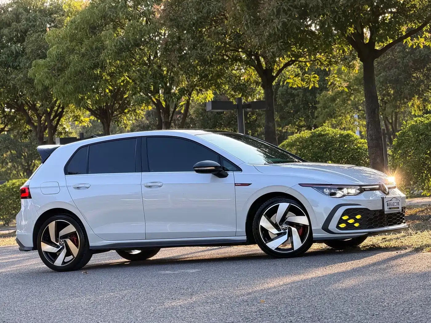 Volkswagen Golf GTI 2023 380TSI DSG GTI фото 2