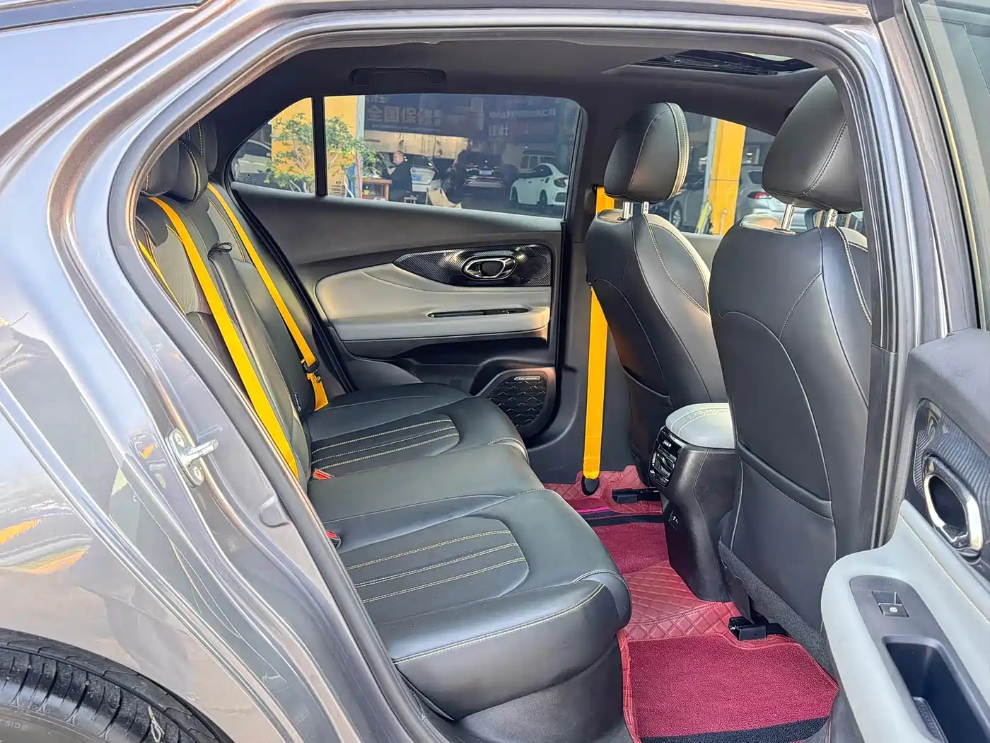 GAC Trumpchi Trumpchi Emkoo 2023 270T DCT J16 Edition фото 6
