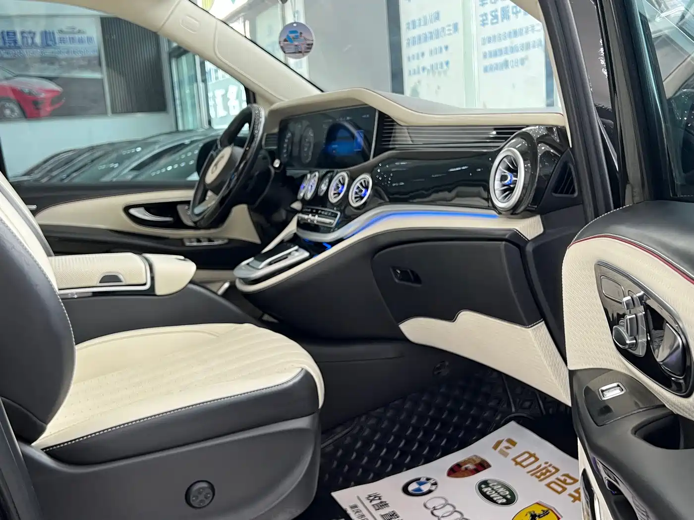 MERCEDES-BENZ VITO