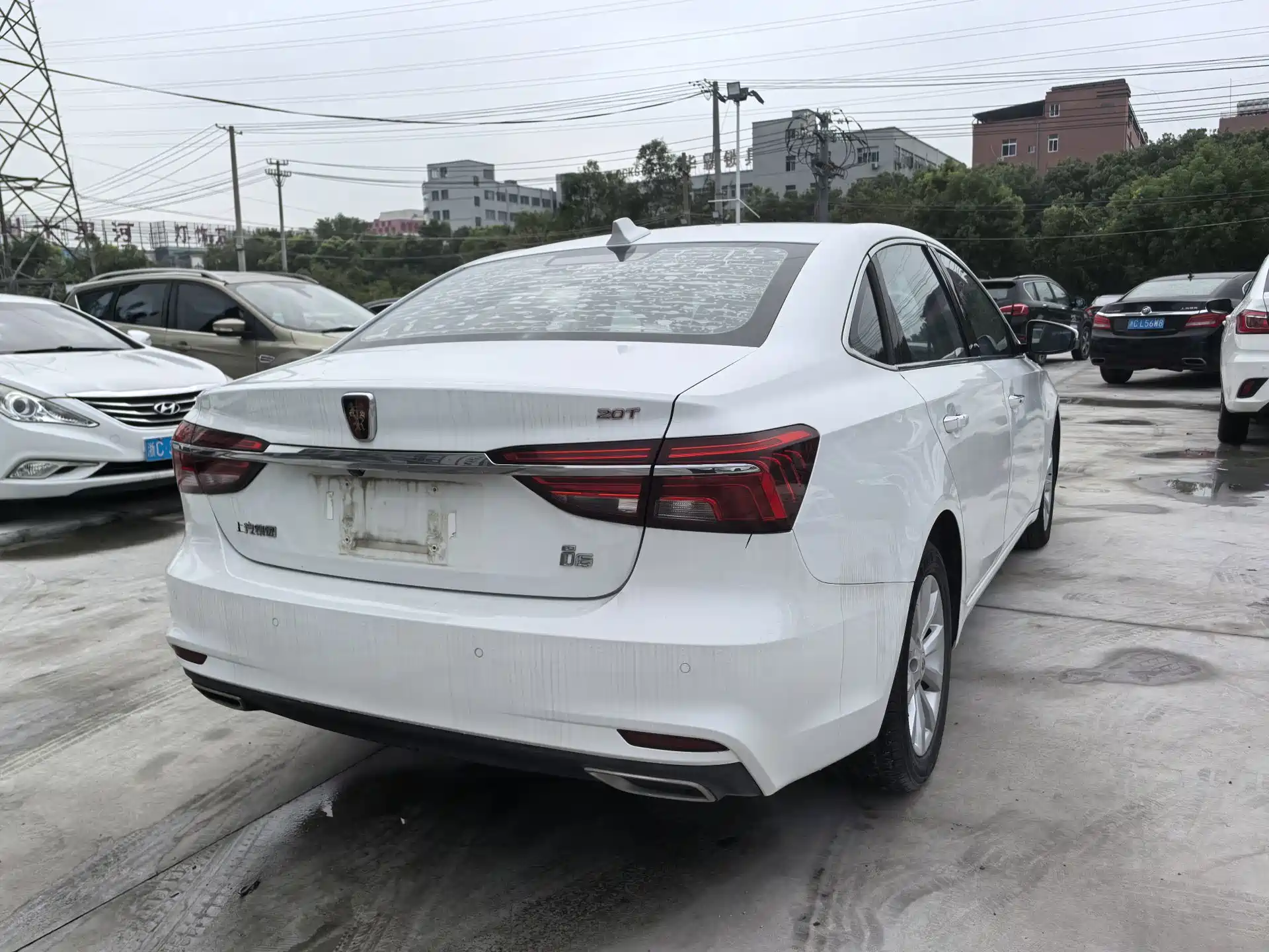 Фото 3 - Roewe i6