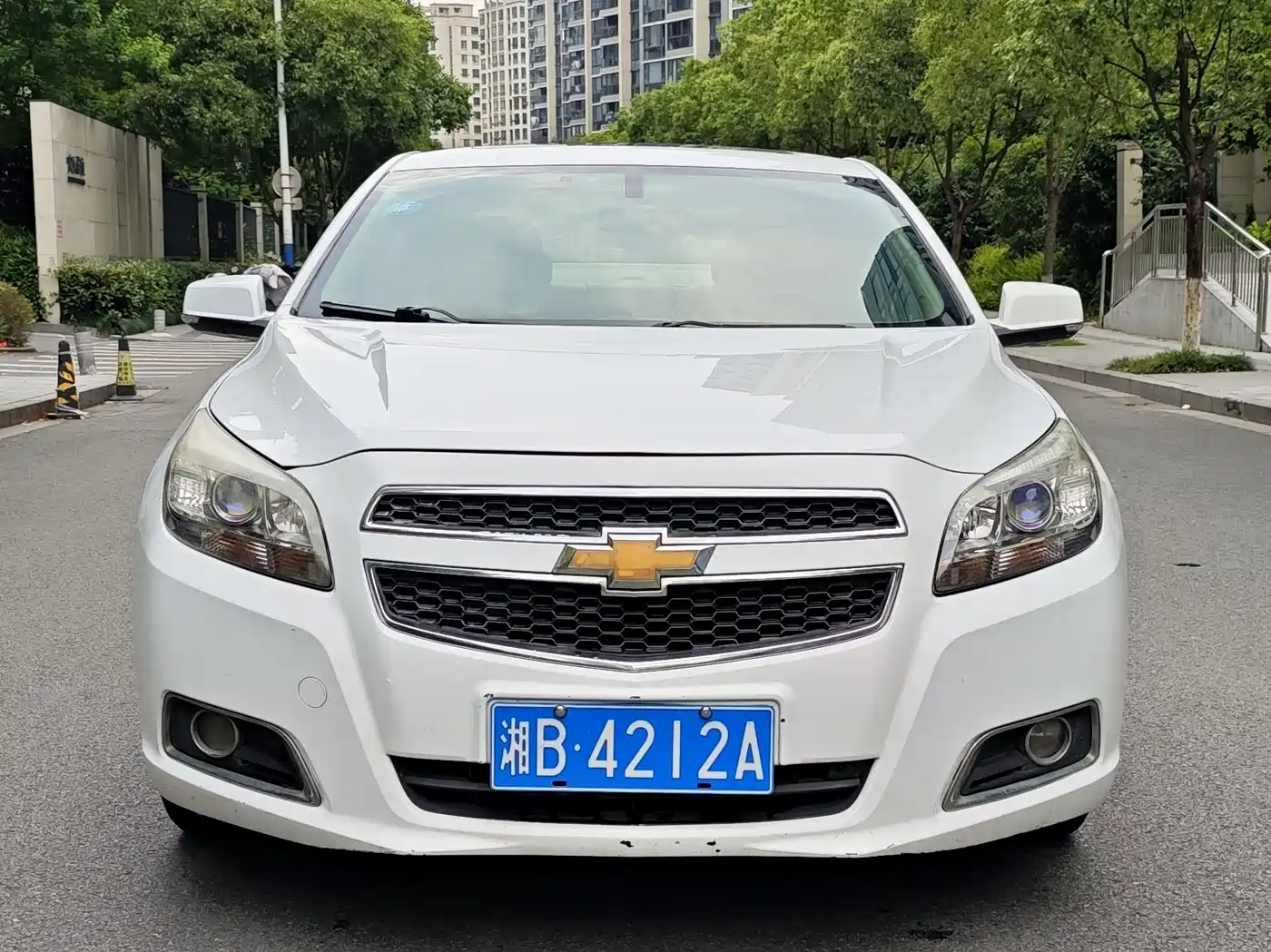 Chevrolet Malibu 2013 2.0L Automatic Luxury Edition фото 8