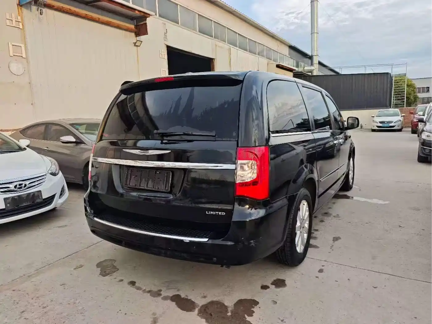 Chrysler Grand Voyager (Import) 2014 2013 3.6L Luxury Edition