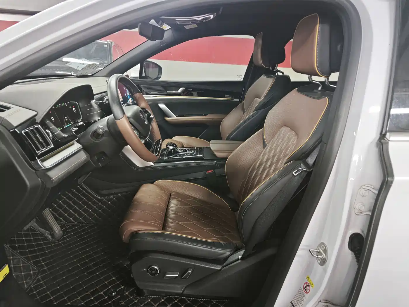 BYD Tang New Energy 2021 EV AWD High Performance Genesis Flagship фото 9