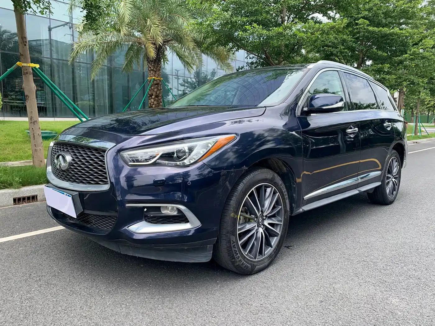 INFINITI QX60 (IMPORTED)
