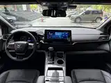 Photo 14 - Toyota Sienna