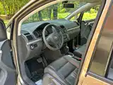 Фото 5 - Volkswagen Touran