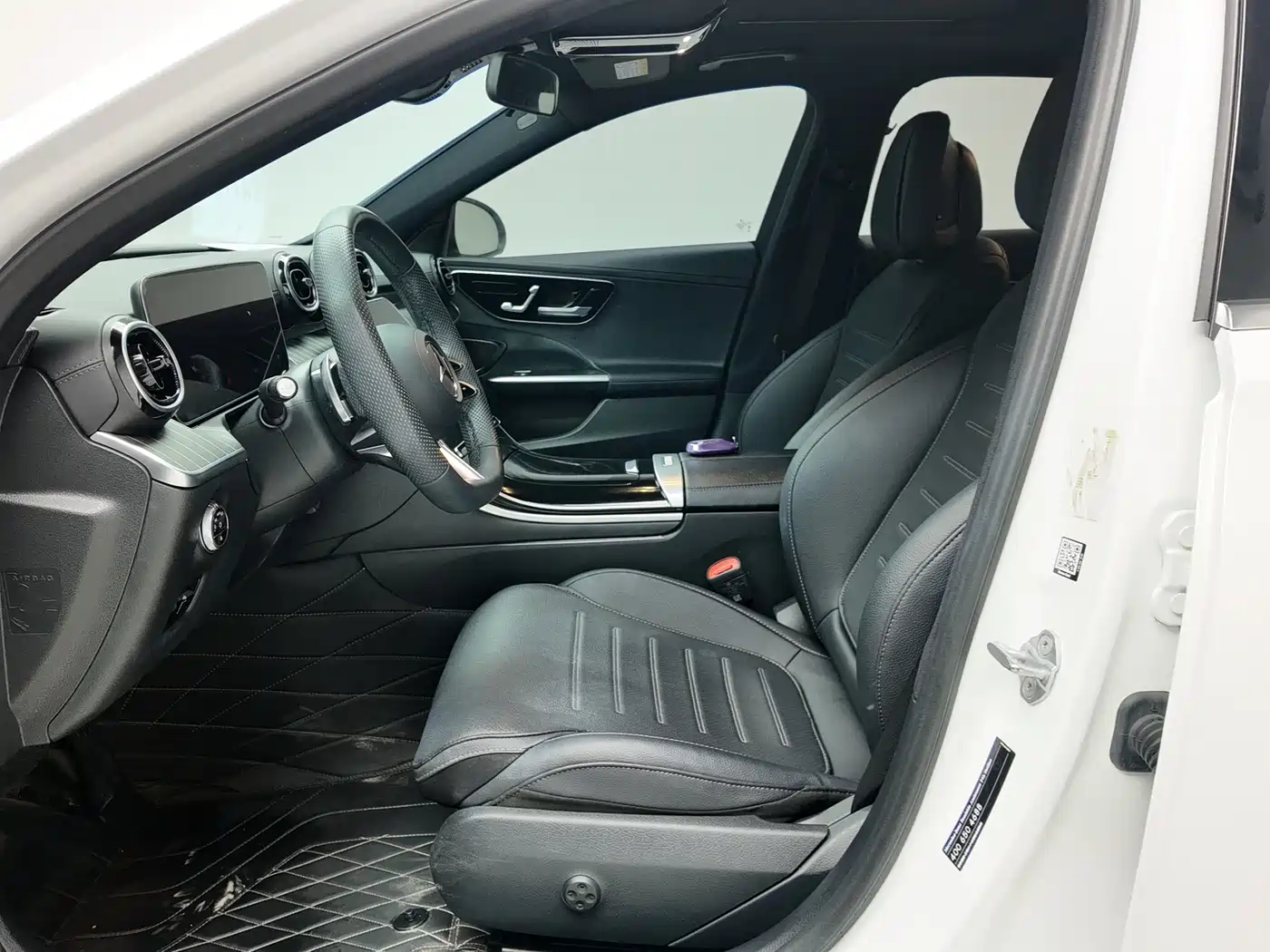 Mercedes-Benz C-Class 2023 Facelift C 200 L Sport Edition фото 10