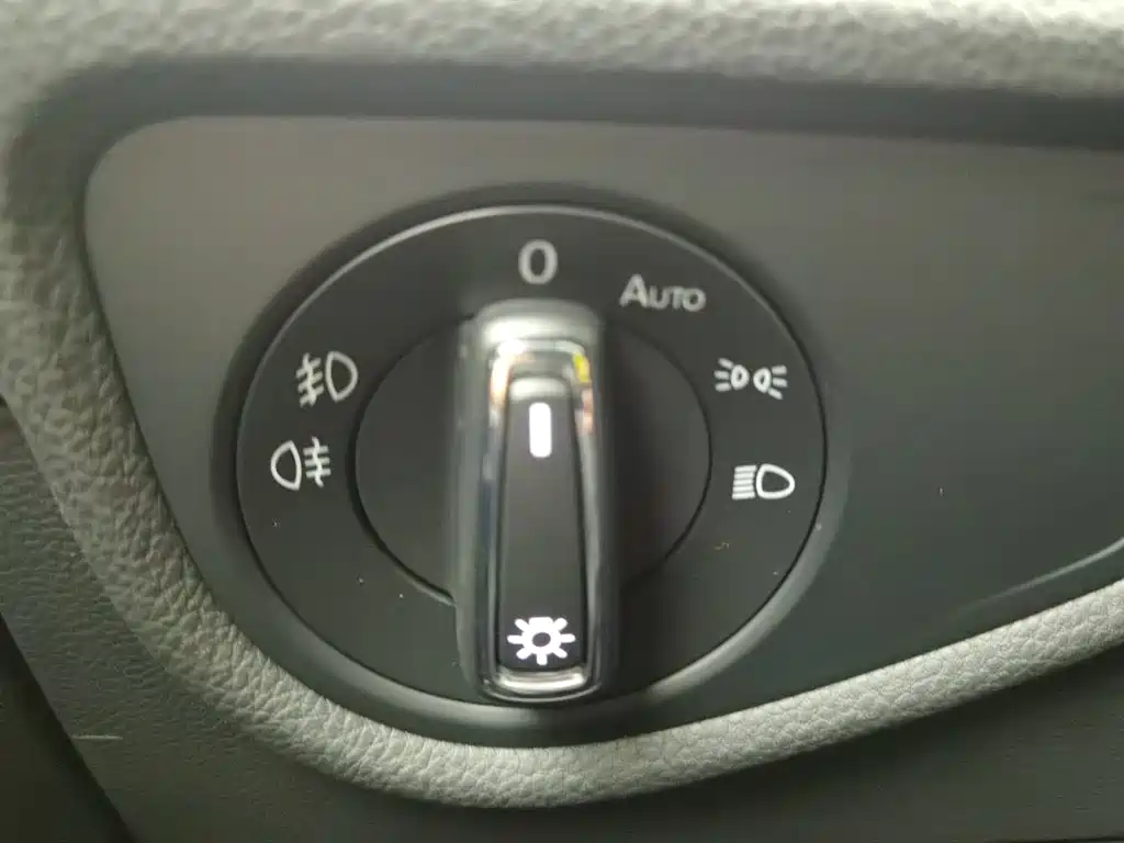 Photo 21 - Volkswagen Touran